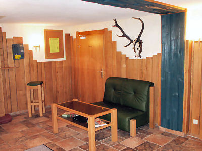 gestaltete Gastst tte Innenansicht mit viel Holz